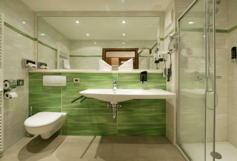 Номер Deluxe, Ochsen