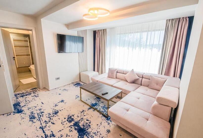 수피리어 스위트, Pensiunea Iristar