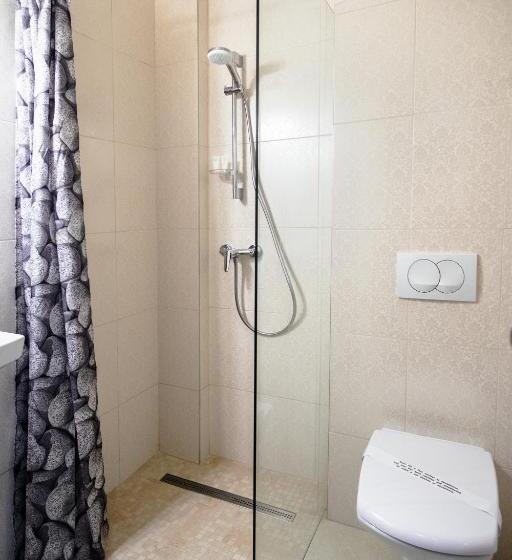 디럭스 룸, Turist