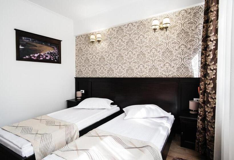 디럭스 룸, Turist