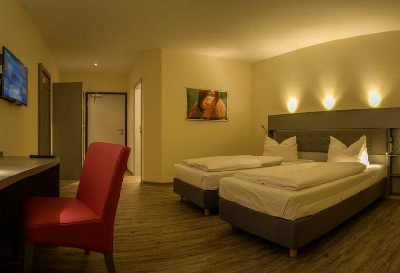 Номер Superior, Viva Bröckel