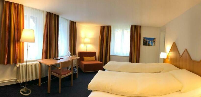 غرفة قياسية, Weisses Kreuz Bergün