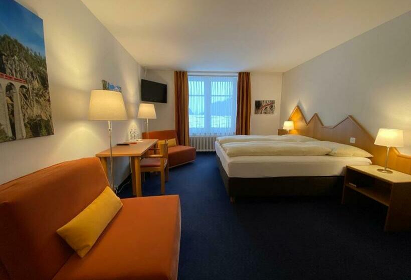 غرفة قياسية, Weisses Kreuz Bergün