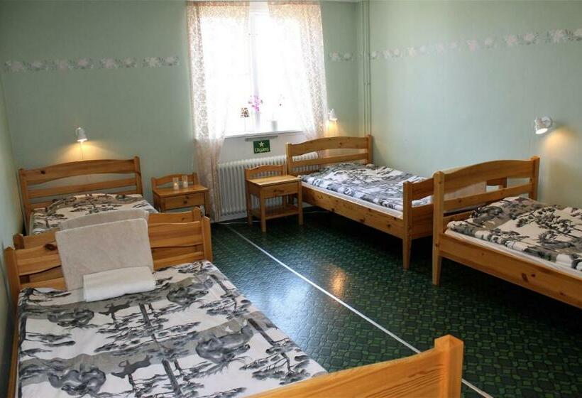 四人标准间, Järjagården Hostel