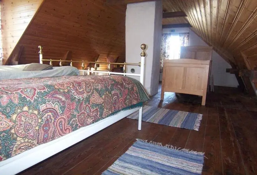Pokój Rodzinny Klasyczny, änggårde B&b