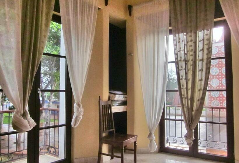 标准间带阳台, Casa De Los Pianos