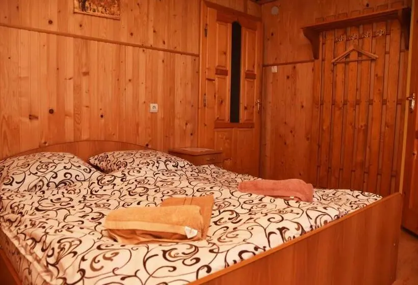 ３ベッドルームハウス, Guest House Mandrivnyi Rooms&apartments