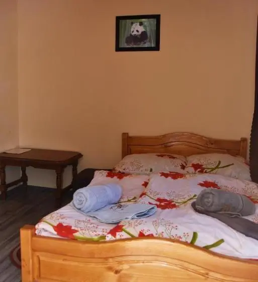 エコノミールーム, Guest House Mandrivnyi Rooms&apartments
