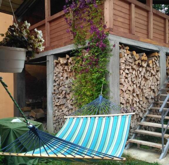 منزل 3 غرف نوم, Guest House Mandrivnyi Rooms&apartments