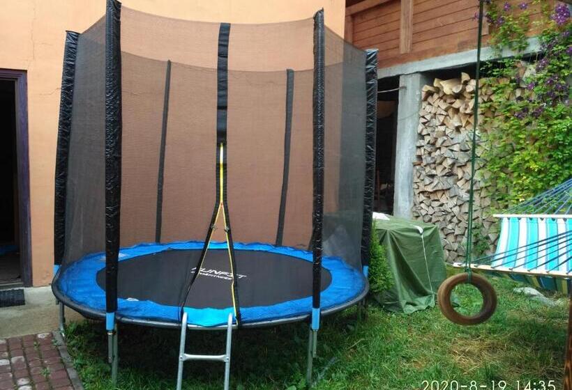 غرفة قياسية ثلاثية, Guest House Mandrivnyi Rooms&apartments