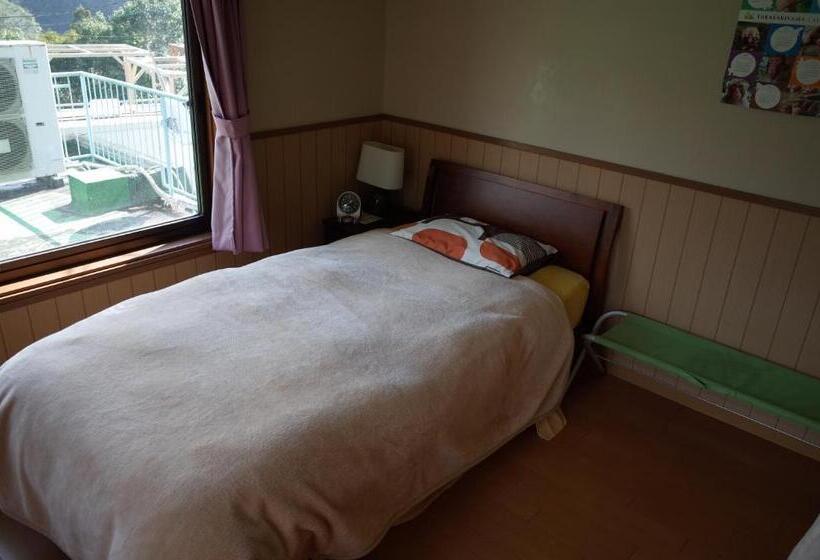 Quarto Familiar, Kashi Besso Takachiho