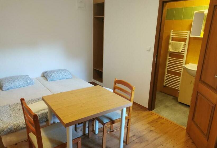 Номер Стандарт, Penzion Liškův Mlýn