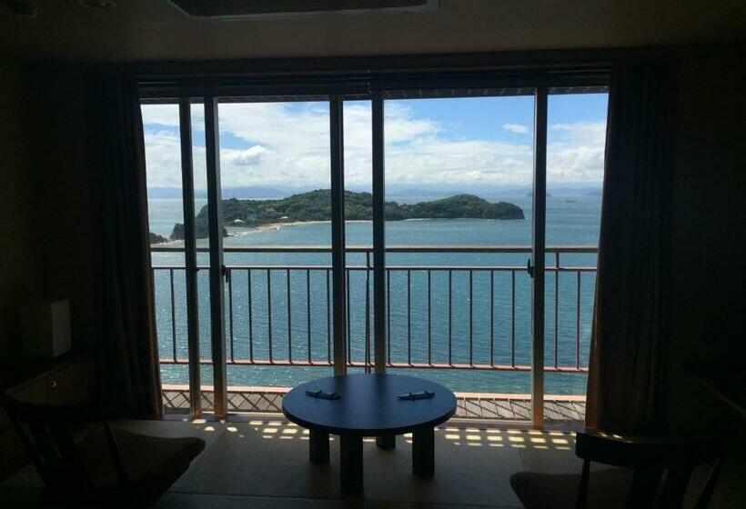 غرفة قياسية مطلّة علي البحر, Tenku Hotel Kairo