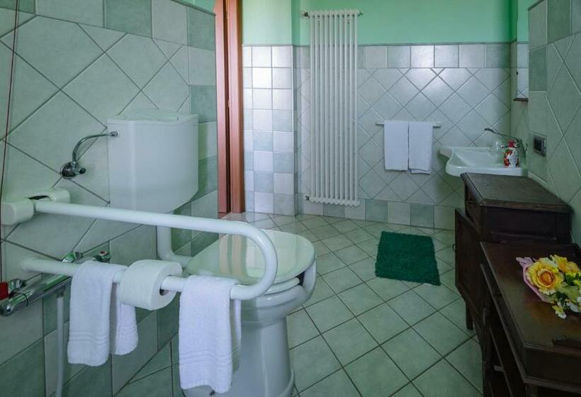 חדר סטנדרט, All'ombra Del Castello