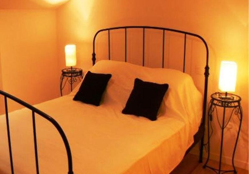 חדר סטנדרט לשלושה, Lou Lombrès