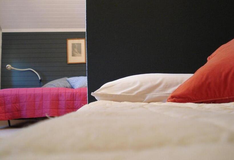 غرفة عائلية, Albergo Della Posta