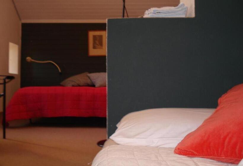 Семейный Номер, Albergo Della Posta
