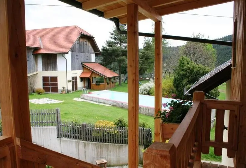 2ベッドルームのコンフォートアパートメント, Kniebergerhof