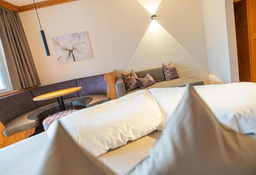 발코니 디럭스 룸, Panorama Hotel Himmelreich