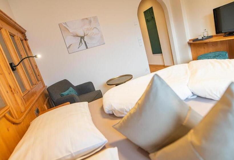 발코니 디럭스 룸, Panorama Hotel Himmelreich