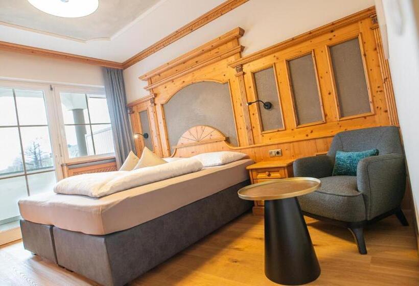 발코니 디럭스 룸, Panorama Hotel Himmelreich