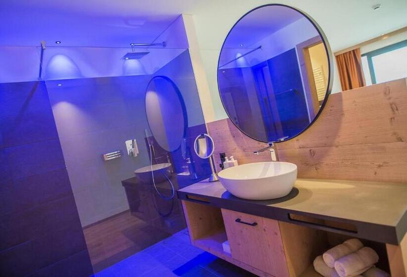 발코니 디럭스 룸, Panorama Hotel Himmelreich