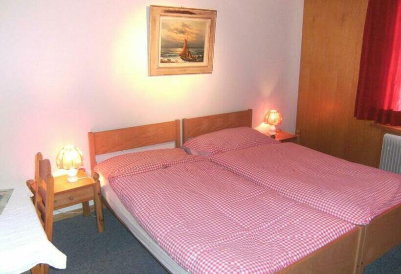 חדר סטנדרט חדר אמבטיה משותף, Altels