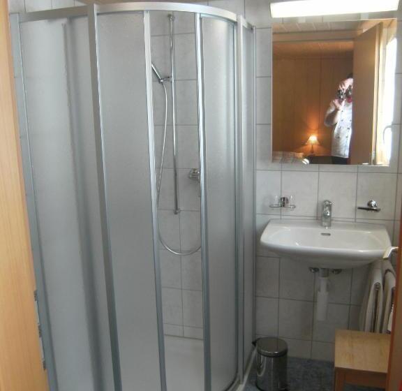 חדר סטנדרט, Altels