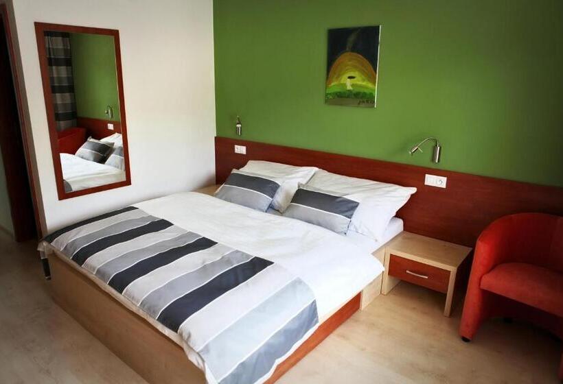 テラス付きスタンダードルーム, Penzion Proneco