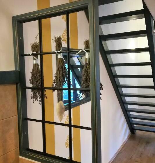 דירת חדר, Vadlány Vendégház