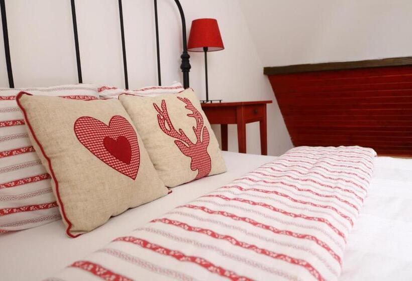 דירת חדר, Vadlány Vendégház