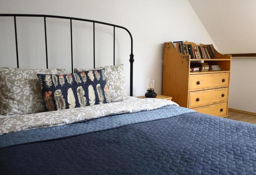 דירת שני חדרים, Vadlány Vendégház