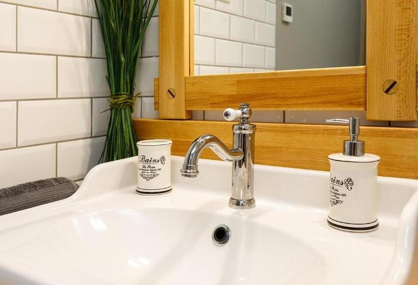 בית, 2 חדרי שינה, Vadlány Vendégház