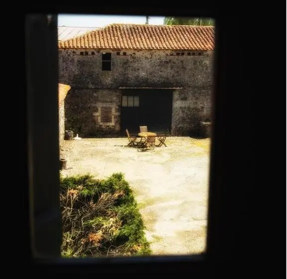 スタンダードトリプルルーム, Chambre D'hôte Manoir De La Baudonnière