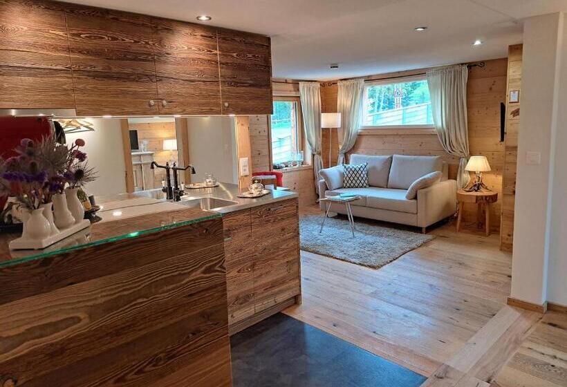 דירת חדר, Chesa Staila