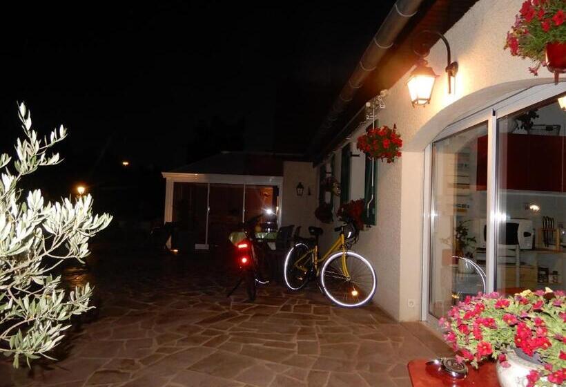 ファミリールーム, Chez Marie