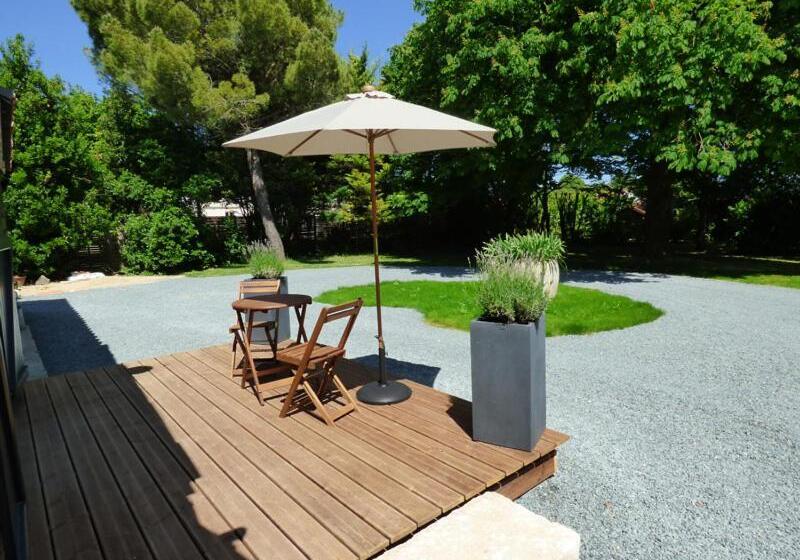 غرفة قياسية مطلّة علي الحديقة, La Grange D'aunis