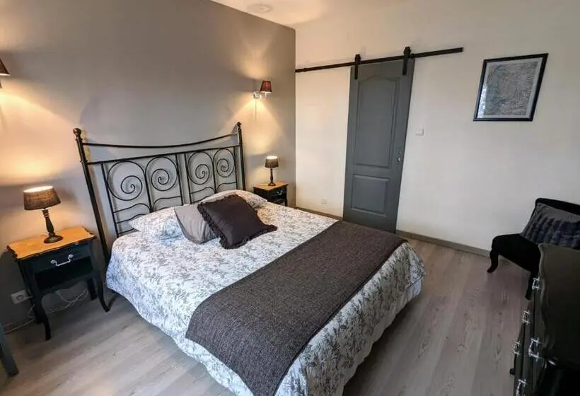 スイート, La Maison De Boyeux