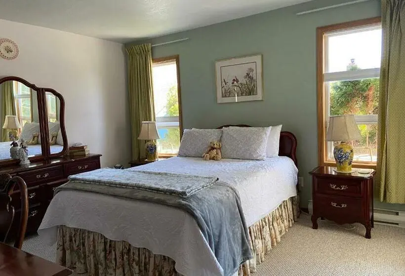 スーペリアールーム, Crown House B&b