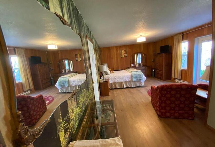 חדר סטנדרט נוף לגינה, Crown House B&b