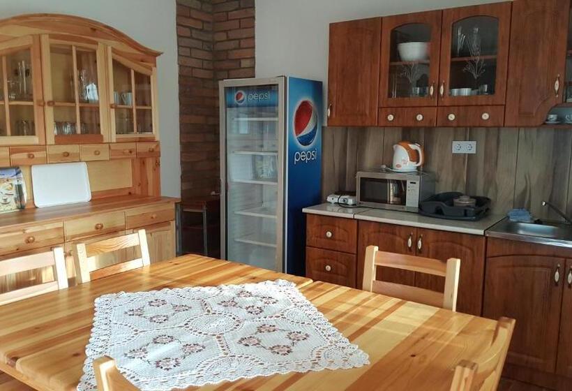 Апартаменты 2 Спальни, Gesztenyés Vendégház