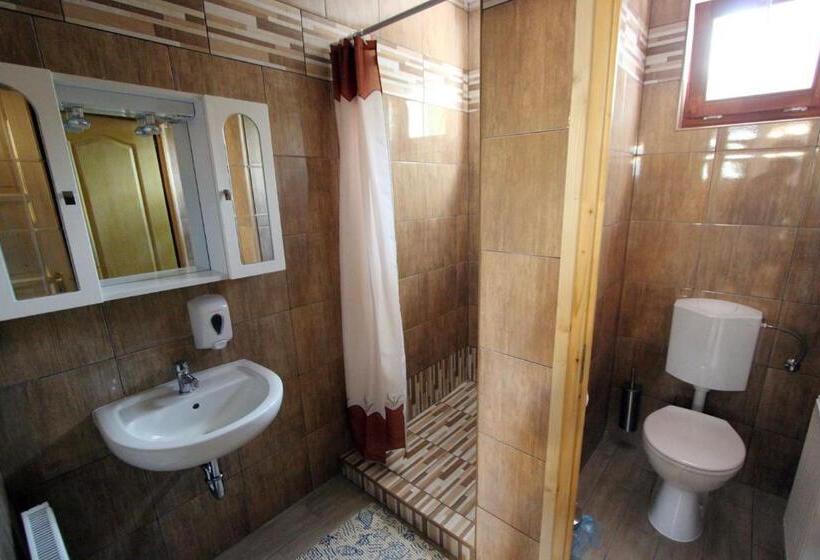 디럭스 룸, Gesztenyés Vendégház