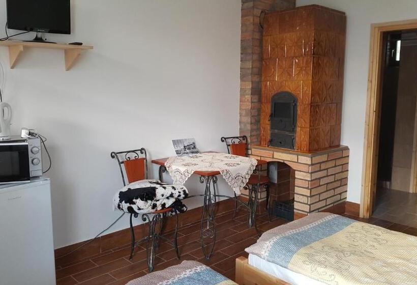 디럭스 룸, Gesztenyés Vendégház