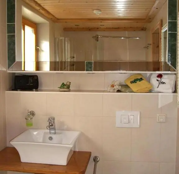 ガーデンビュースタンダードルーム, Gästezimmer Am Märchenbrunnen