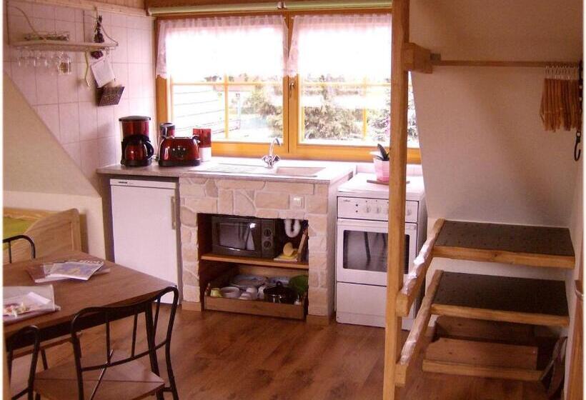 ガーデンビューファミリールーム, Gästezimmer Am Märchenbrunnen