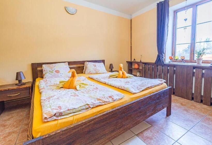 标准间, Hrad Vildstejn