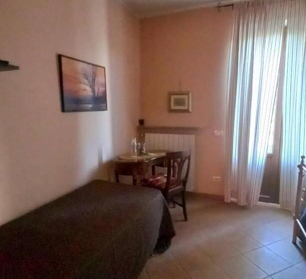 베이직 3인 룸, Il Girasole