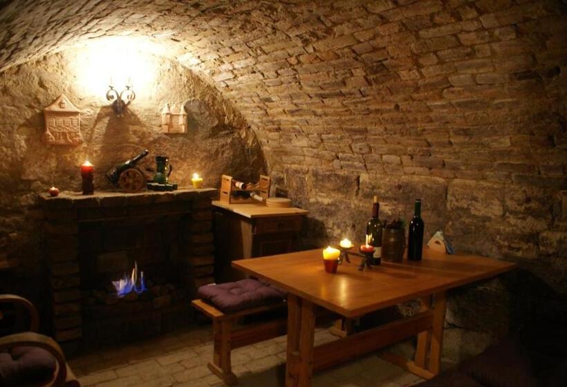 Апартаменты 1 Спальня, Mendei Vendégház