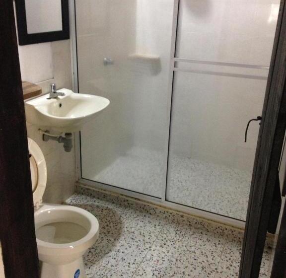 标准三人间, Monte Verde Hostal