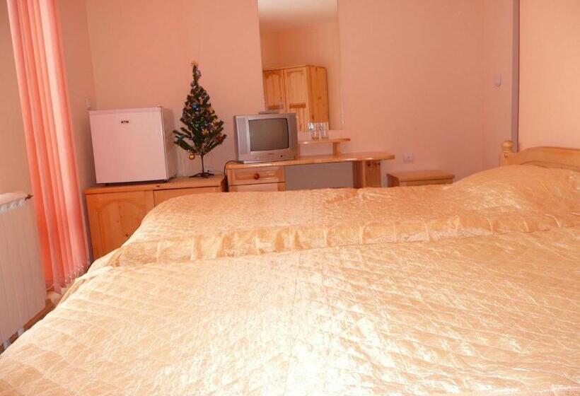 חדר סטנדרט עם מרפסת, Sveti Georgi Family